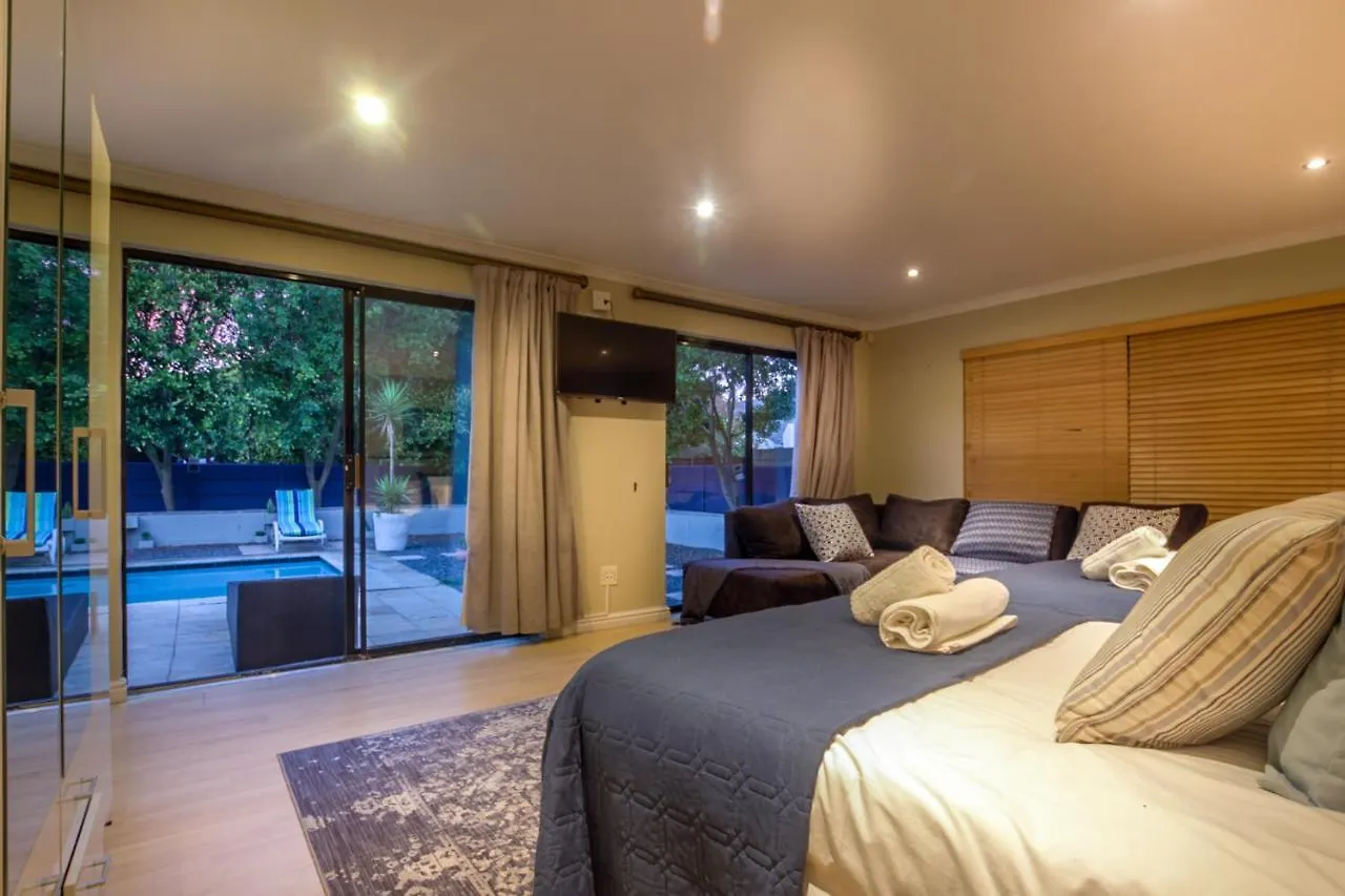 Atlantic Bay Lodge Cape Town Bed & Breakfast