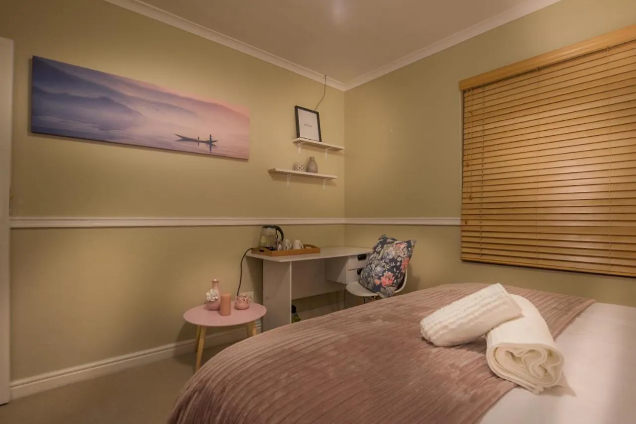 Bed & Breakfast Atlantic Bay Lodge Cape Town